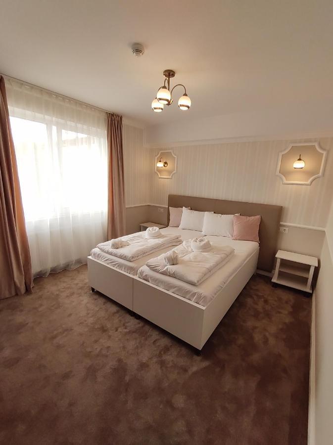 Fanea Residence Timişoara Exteriör bild